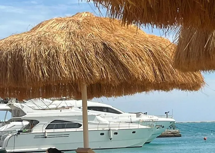 Luxury 2br 2 Min Walk To Beach, Princess *